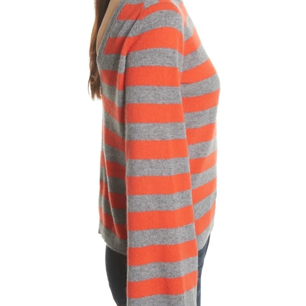 NWT $318 Equipment ~Reversible~ Striped Cashmere Sweater in size Small!